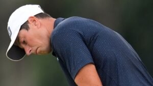 Tour Championship: Viktor Hovland leads heading into final day as Scottie Scheffler and Rory McIlroy keep FedExCup hopes alive | Golf News Tour Championship: Viktor Hovland leads heading into final day as Scottie Scheffler and Rory McIlroy keep FedExCup hopes alive | Golf News