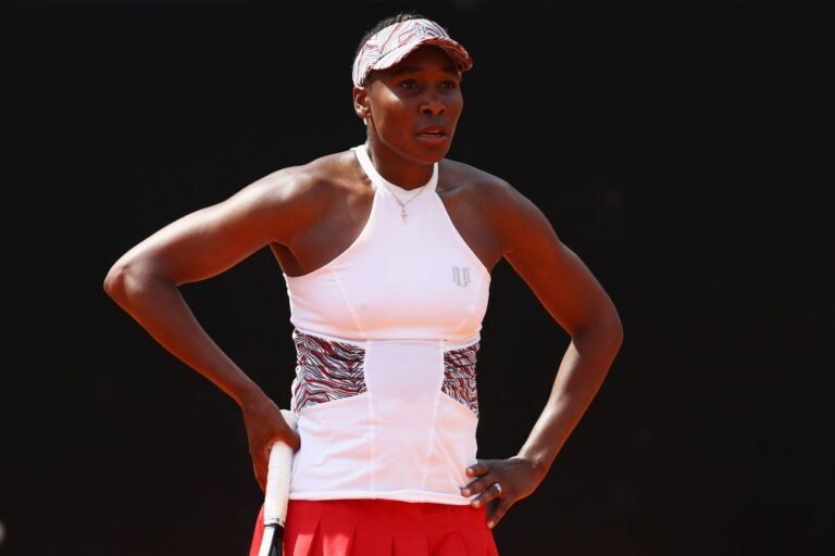 "Embarrassing"; "It has to stop" – Fans urge Venus Williams to retire after American suffers 16th straight loss at Guangzhou Open