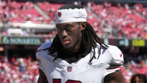 10 NFL Players Who Could Be Traded Before the Deadline