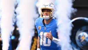 Los Angeles Chargers Shouldn’t Resist Justin Herbert Trade Los Angeles Chargers Shouldn’t Resist Justin Herbert Trade