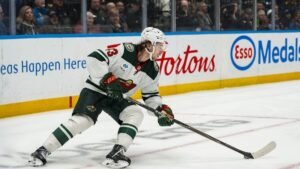 Wild, Mammoth clash for Central Division supremacy